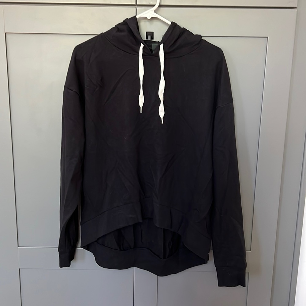 {Wild Fable}Woman’s Sz S Black Long Sleeve Light Weight Hoodie